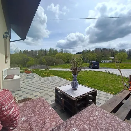 Hikeslovakia House *